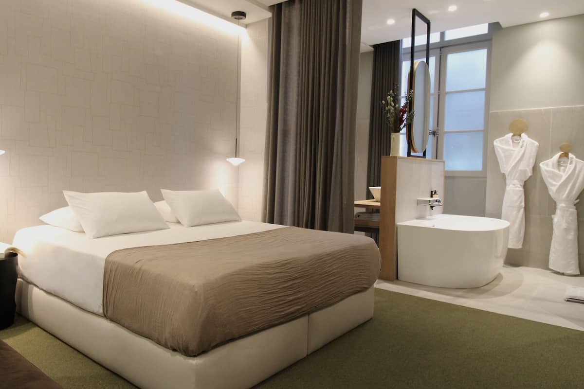 Suite Supérieure Topaze, 54 rue Sala, 69002 | 1 quarto, roupas de cama premium, camas com colchões pillow-top