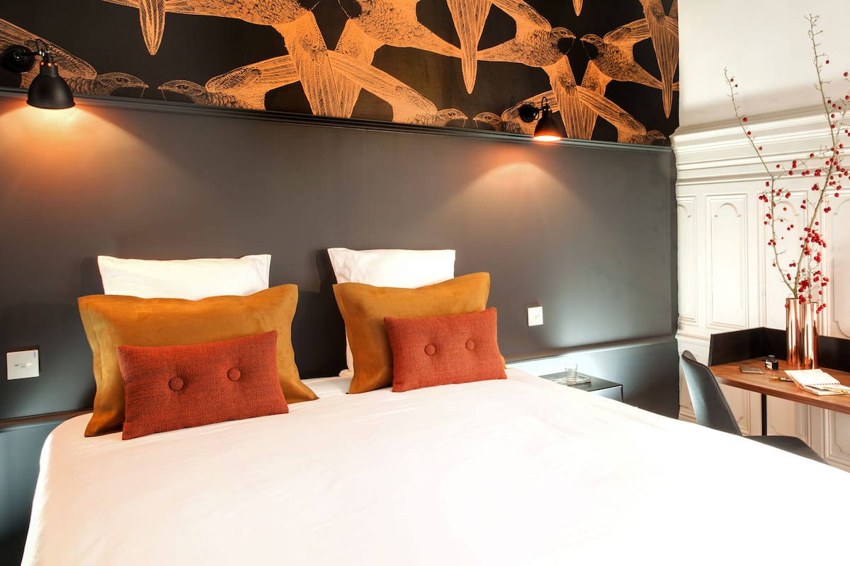 Suíte júnior (Envol, 2 Place Gailleton, 69002 Lyon) | 1 quarto, roupas de cama premium, camas com colchões pillow-top