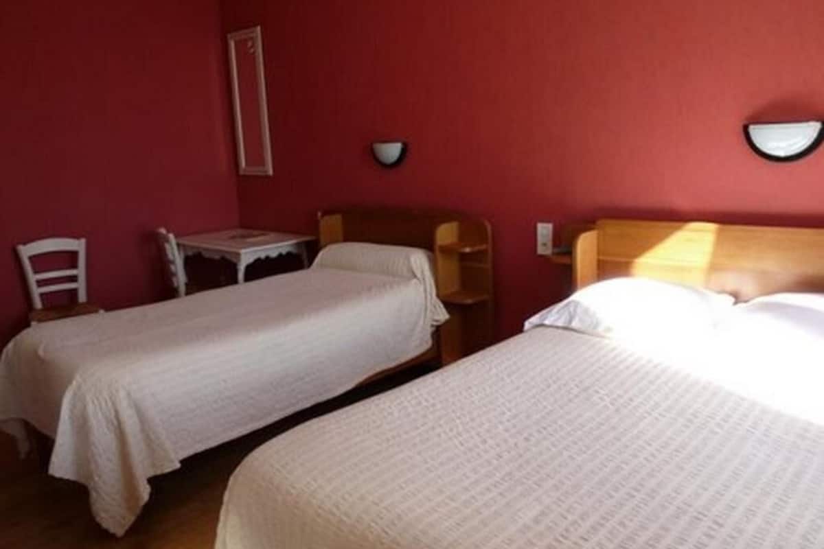 desk, soundproofing, iron/ironing board, free cots/infant beds