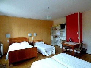 Desk, soundproofing, iron/ironing board, free cots/infant beds