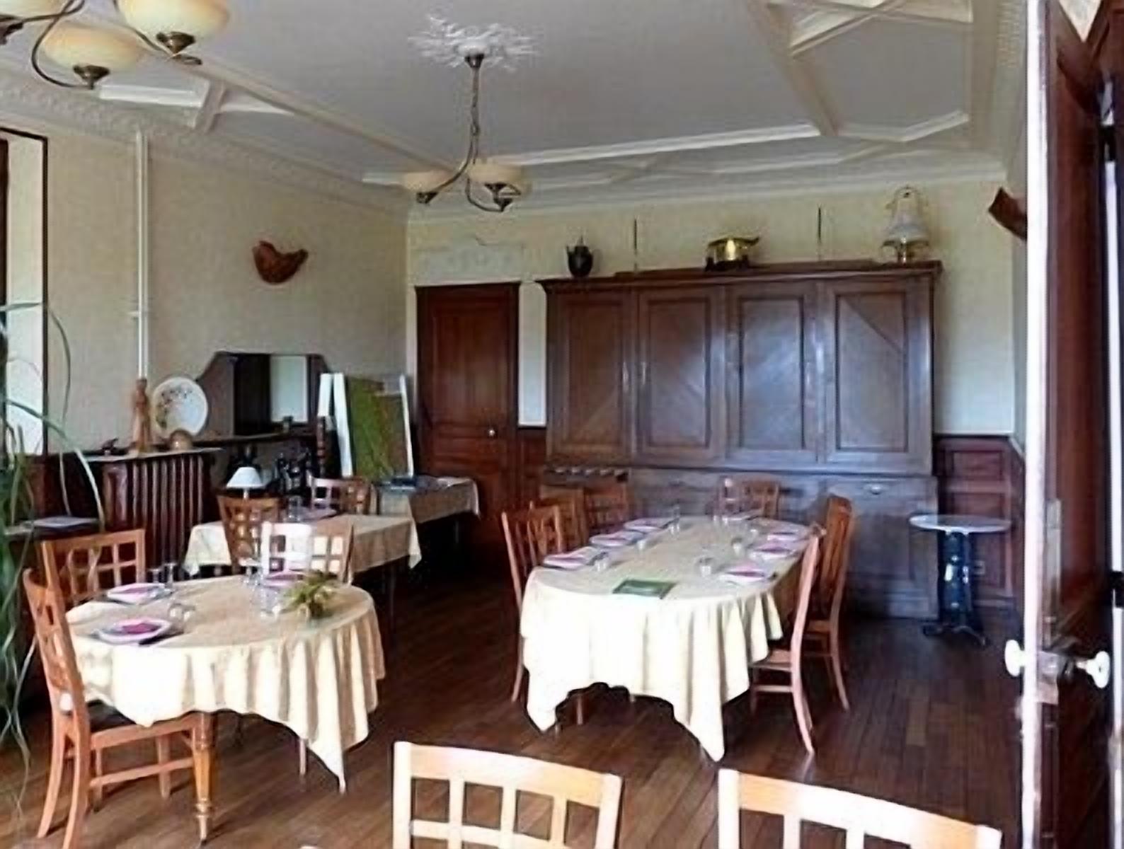 lunch and dinner served, regional cuisine