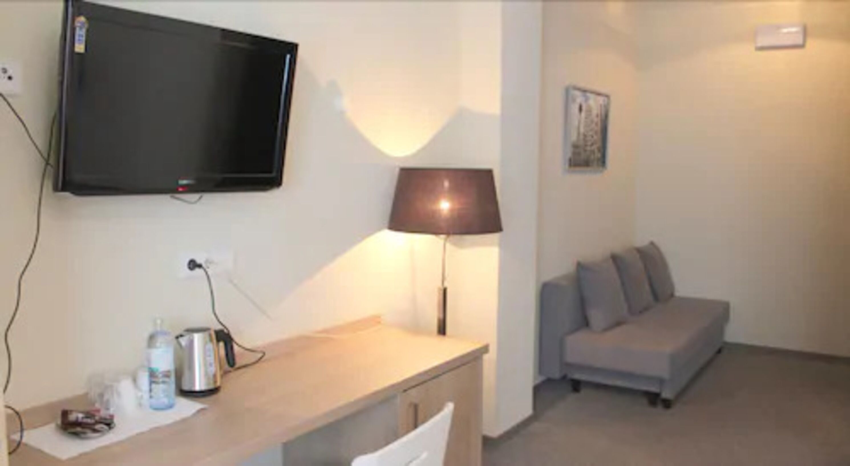 double room, 1 double bed with sofa bed | room amenity