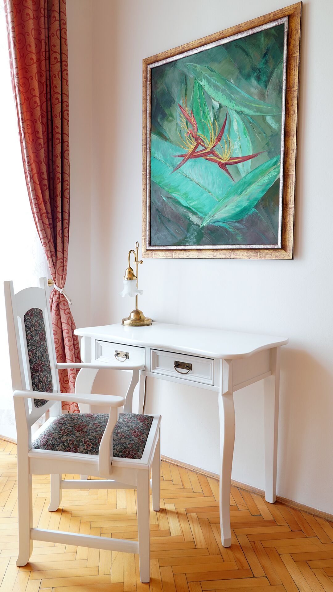 superior double or twin room, 1 bedroom, bathtub | living area | flat-screen tv