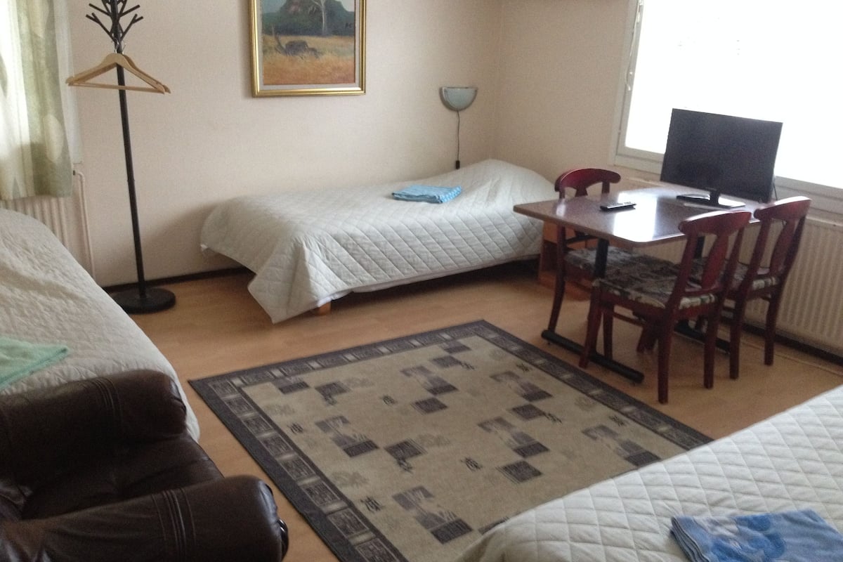 Triple Room, Shared Bathroom | Free cots/infant beds, rollaway beds, free WiFi