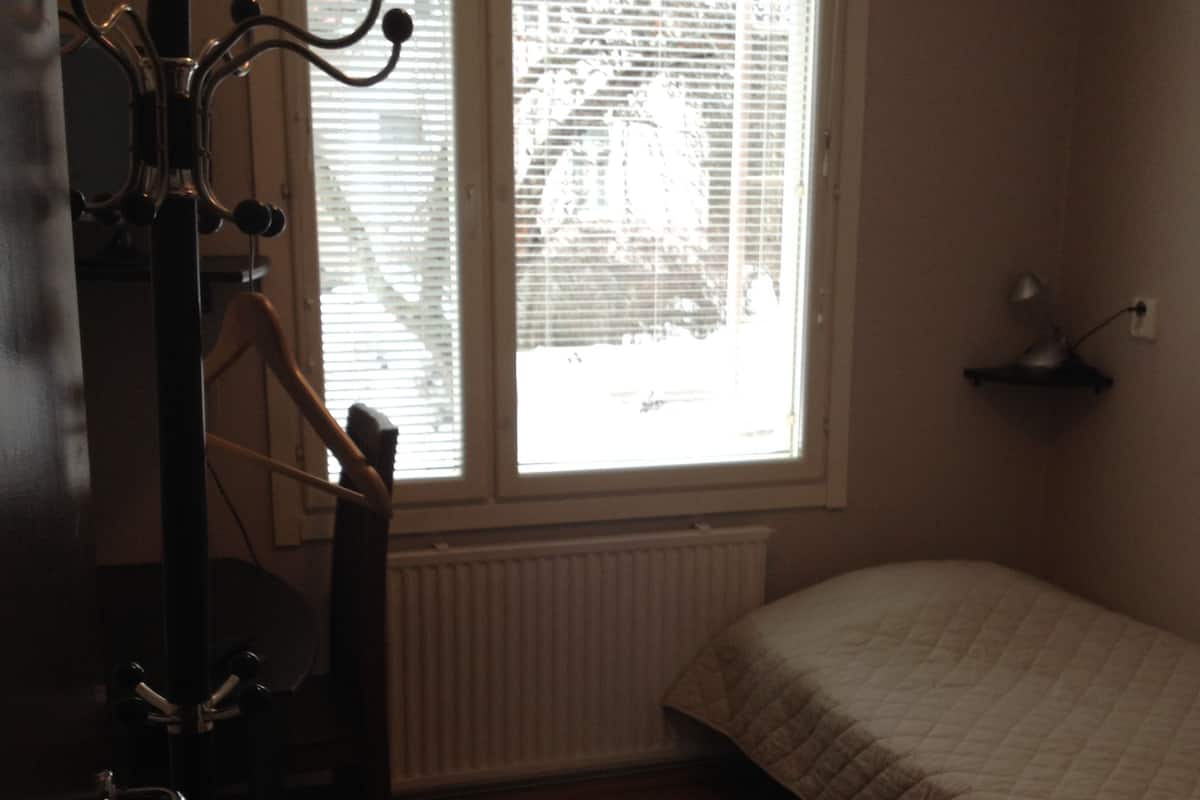 Free cots/infant beds, rollaway beds, free WiFi