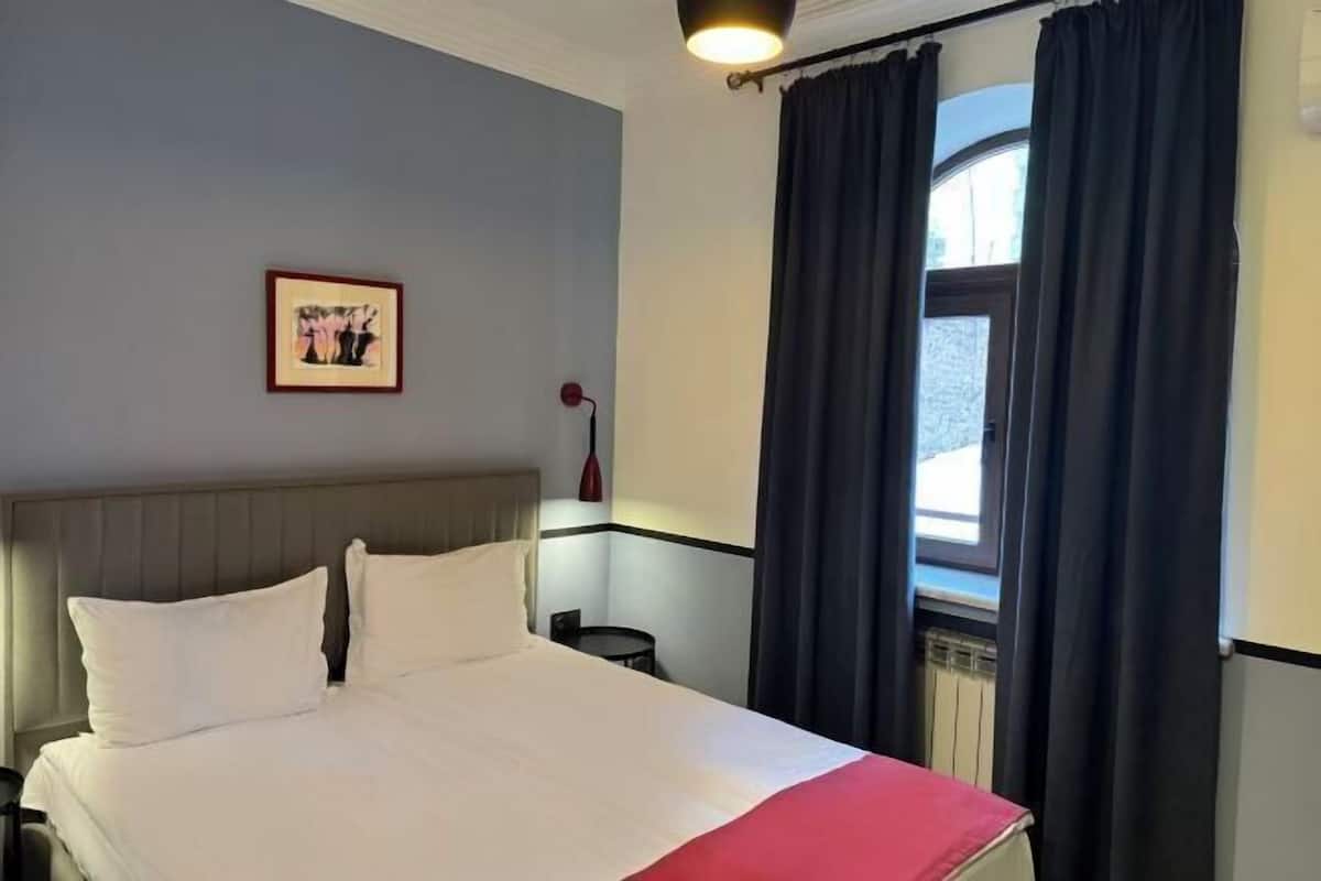 Minibar, desk, blackout curtains, soundproofing