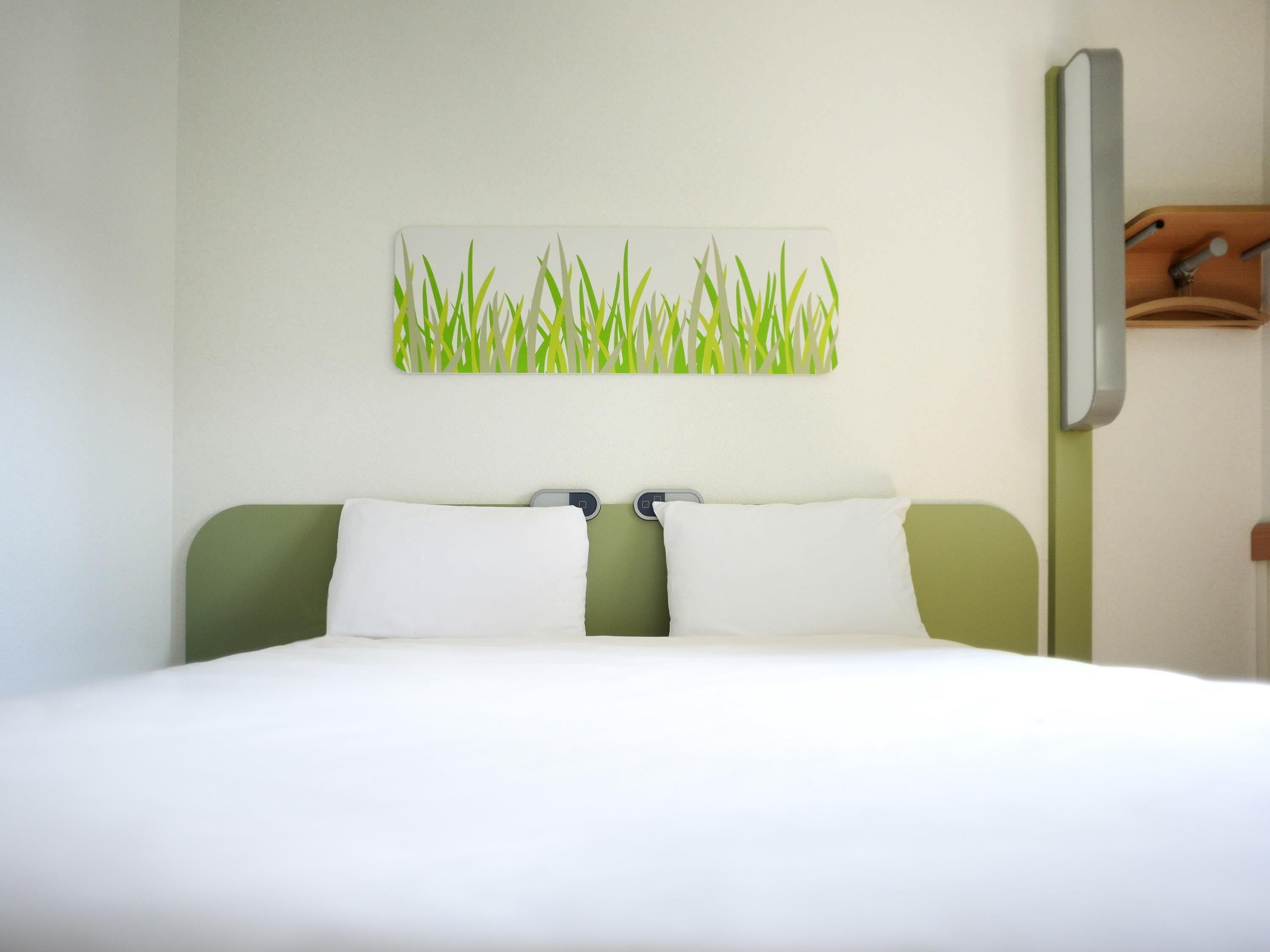 Double Room | Desk, laptop workspace, soundproofing, iron/ironing board (on request)