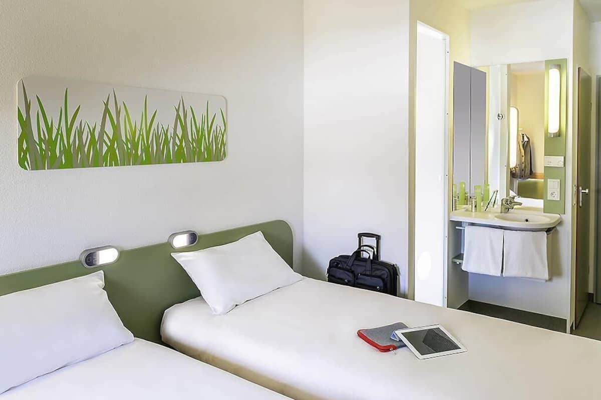 Twin Room, 2 Single Beds
