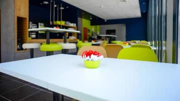 Daily buffet breakfast (EUR 7.50 per person)