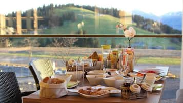 Petit-déjeuner buffet compris tous les jours