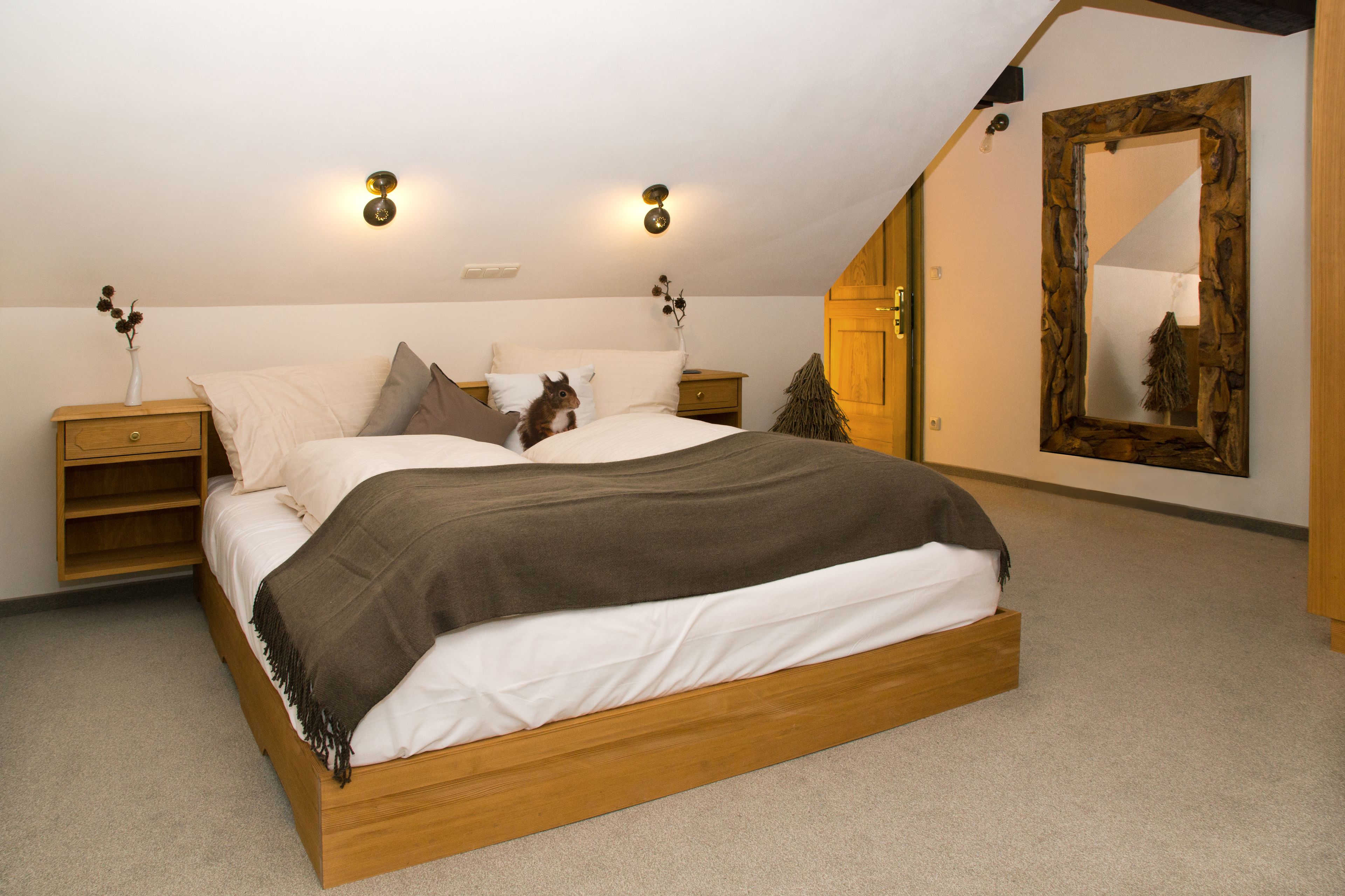 Una cassaforte in camera, una scrivania, Wi-Fi gratuito, lenzuola