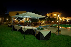 Espace banquet en plein air