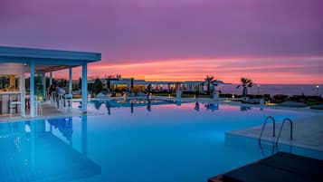 Indoor pool, 2 outdoor pools, sun loungers