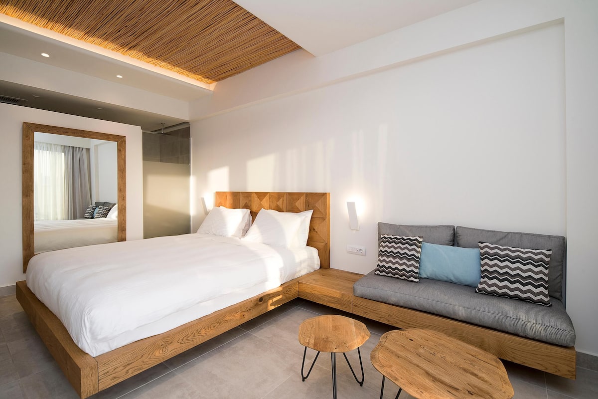 Luxe beddengoed, een kluis op de kamer, geluiddichte muren