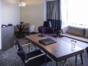 Down duvets, minibar, in-room safe, desk - Pullman Istanbul Airport and Convention Center Hotel (Istanbul)