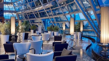 Sala de estar en el lobby