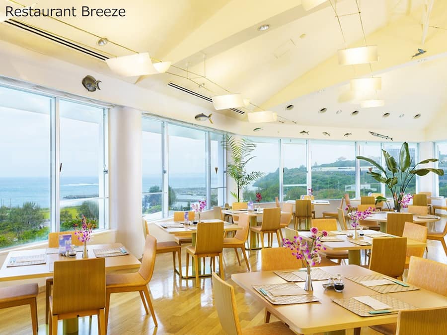 Daily buffet breakfast (JPY 1950 per person)