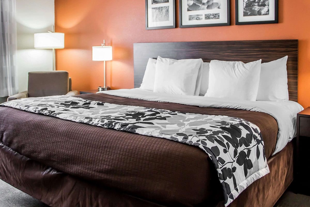 Premium bedding, pillowtop beds, desk, laptop workspace