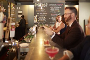 Bar (on property) - Hotel On North (Pittsfield)