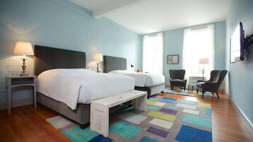 Premier-Zimmer, 2 Queen-Betten, barrierefrei | Hochwertige Bettwaren, Minibar, Zimmersafe, Schreibtisch