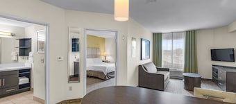 Candlewood Suites Erie by IHG