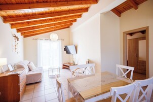 Loft, Balcony, Mountain View | Living area | LED TV