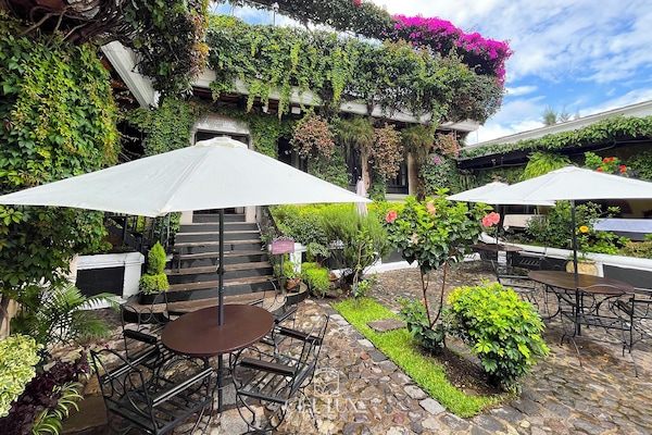 Dagelijks continentaal ontbijt inbegrepen