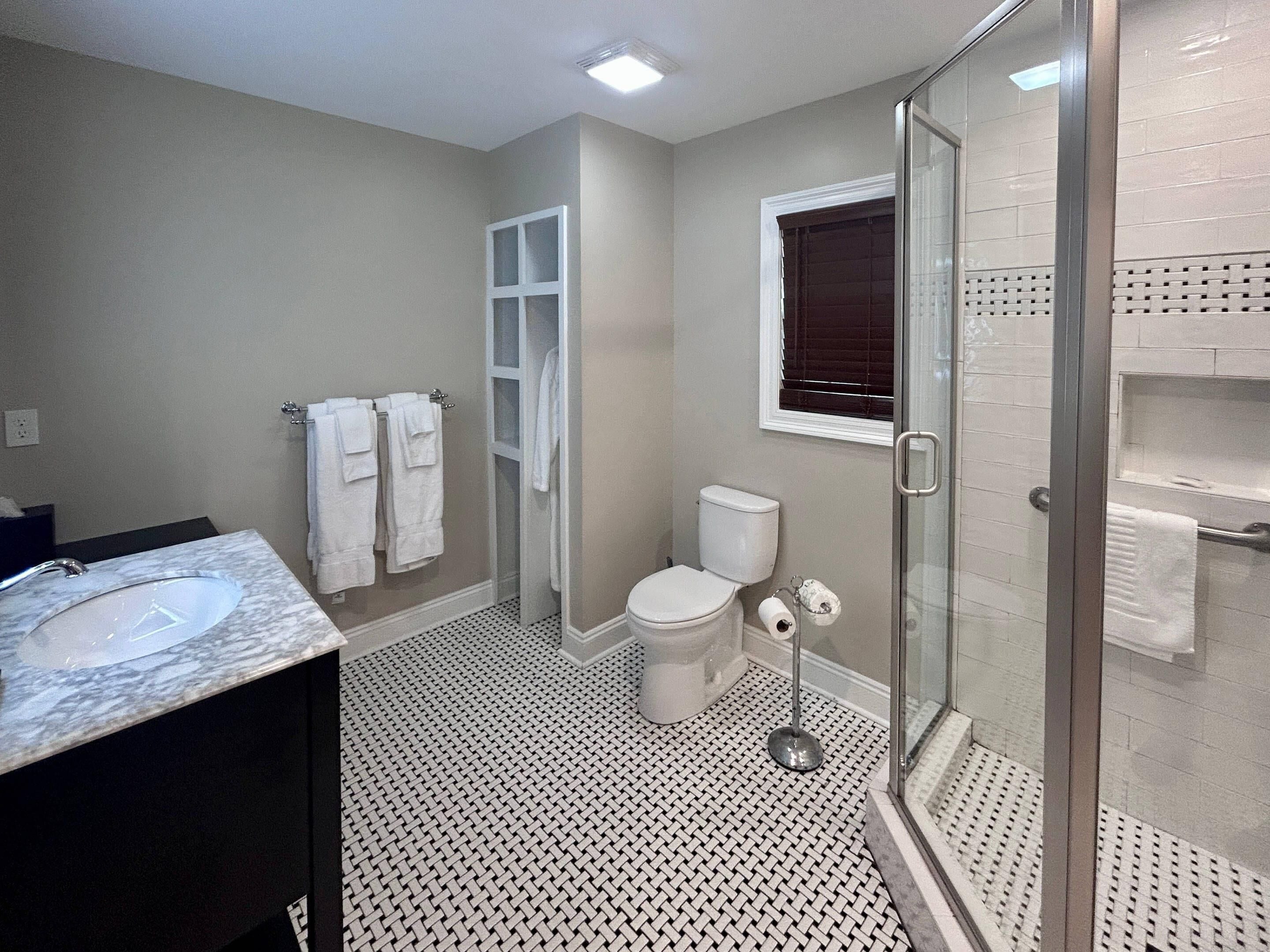 Suite, 1 King-Bett und Schlafsofa, Nichtraucher (Efficiency, Upgrade) | Hochwertige Bettwaren, Daunenbettdecken, Pillowtop-Betten