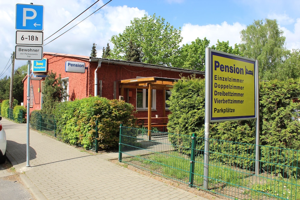 Pension Schwalbenweg image