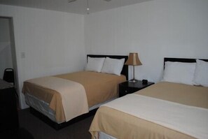 Standard Room, 2 Double Beds, Non Smoking