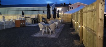 Shore Point Motel