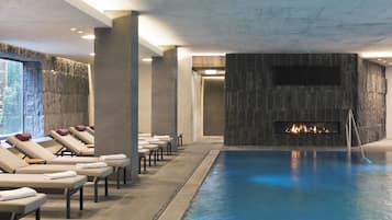 Indendørs pool, liggestole
