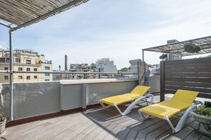 Loftsleilighet, 1 soverom, terrasse, byutsikt | Terrasse/patio