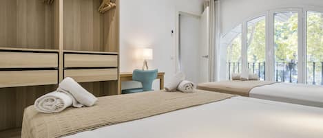 4 bedrooms, premium bedding, pillow-top beds, in-room safe