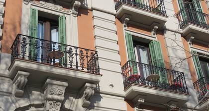 Stay Together Barcelona Apartments