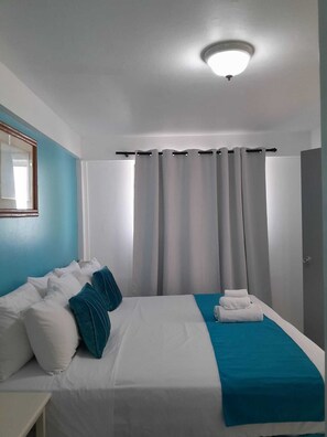 Extra beds - Melrose Beach Apartments (Worthing)