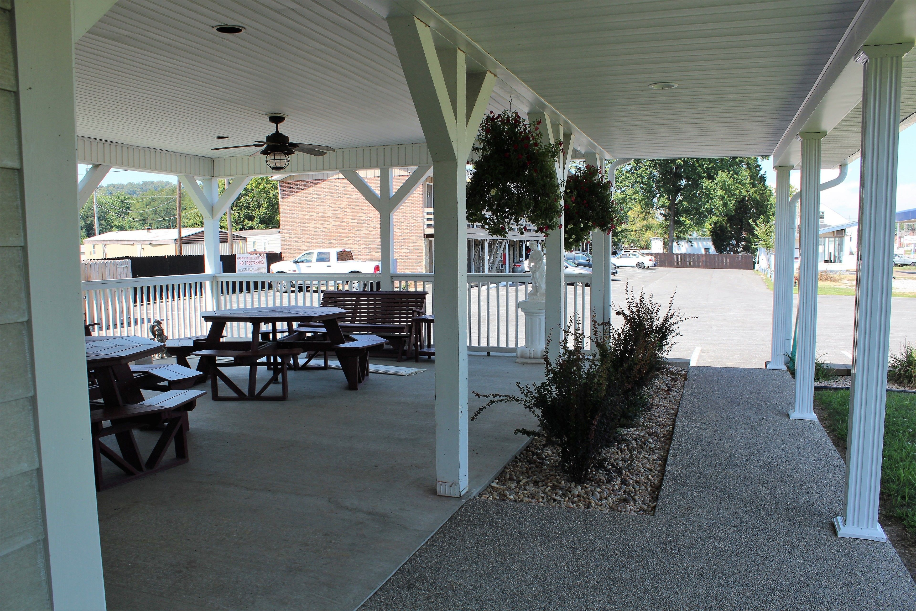 BBQ/picnic area