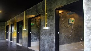 Shared Dormitory, Mixed Dorm | Bathroom | Combined shower/tub, free toiletries, hair dryer (on request) - Your Hostel (Krabi)