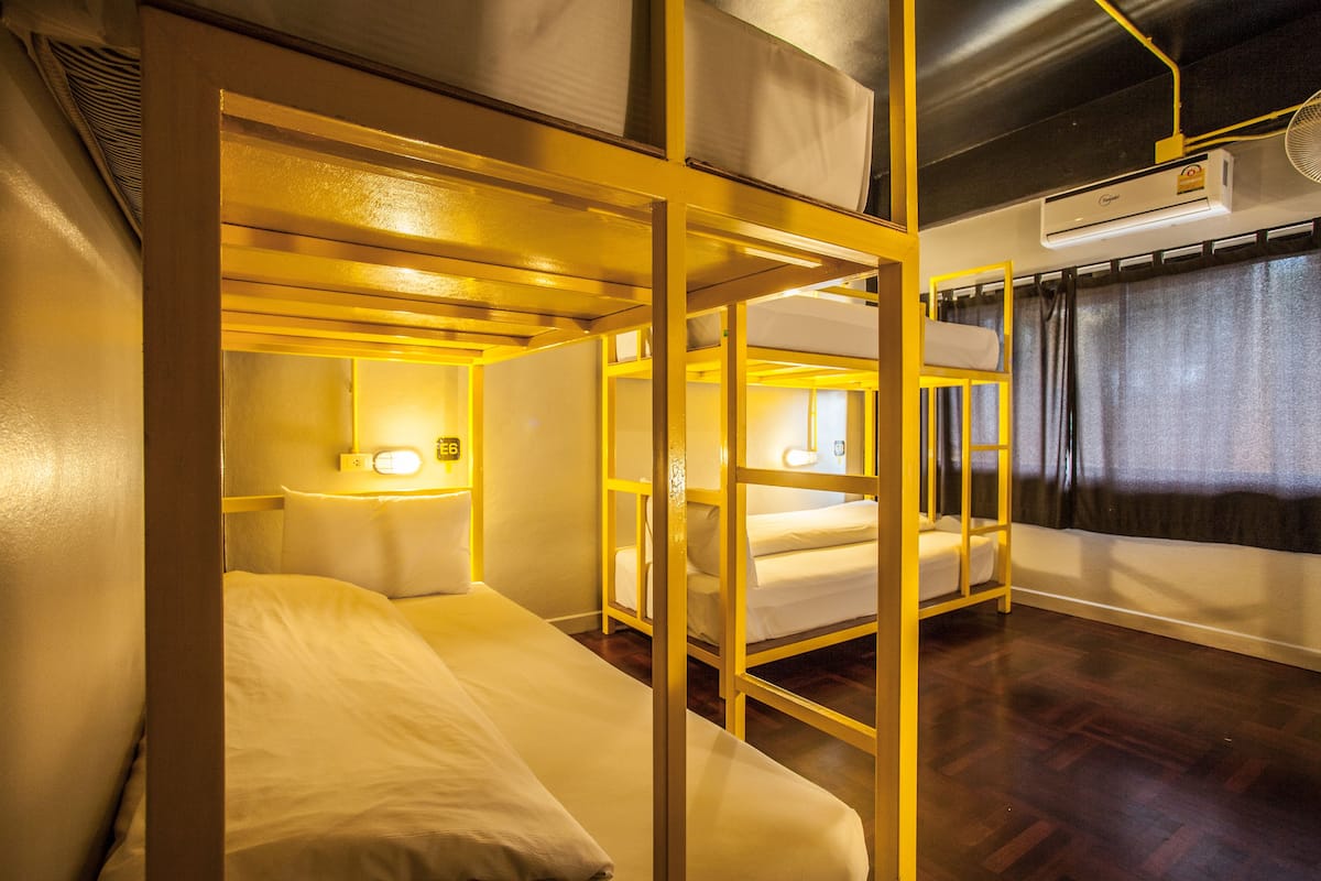 In-room safe, rollaway beds, free WiFi