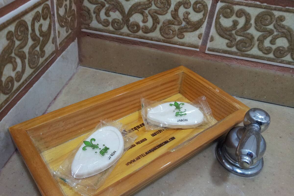 double room, 2 double beds | bathroom amenities | free toiletries, towels, soap, shampoo