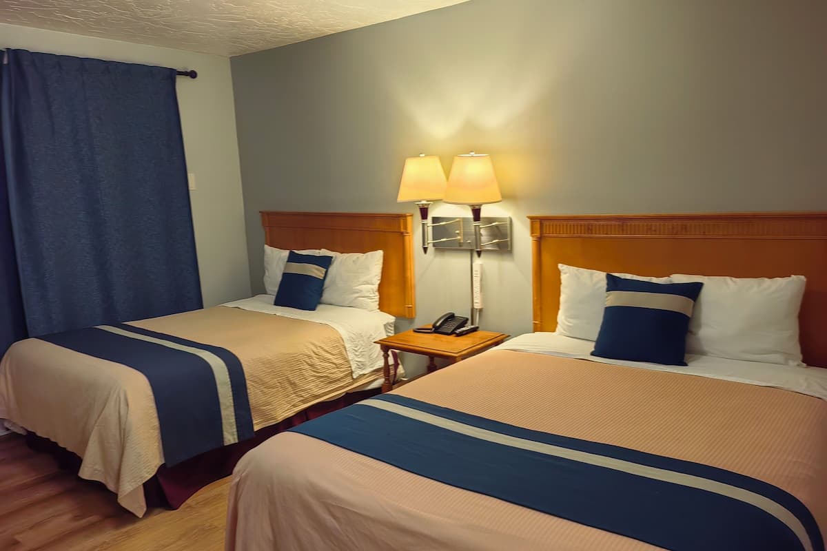 Economy Room