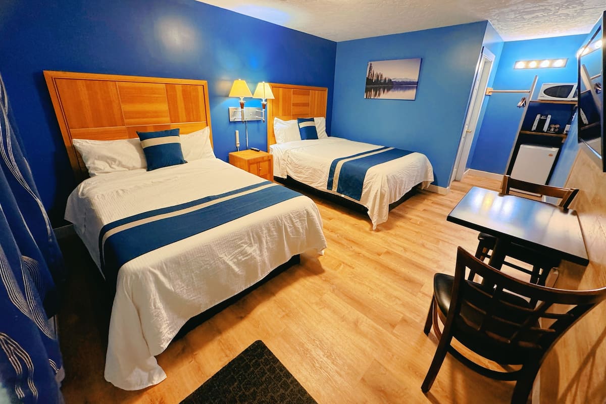 Desk, free WiFi, bed sheets