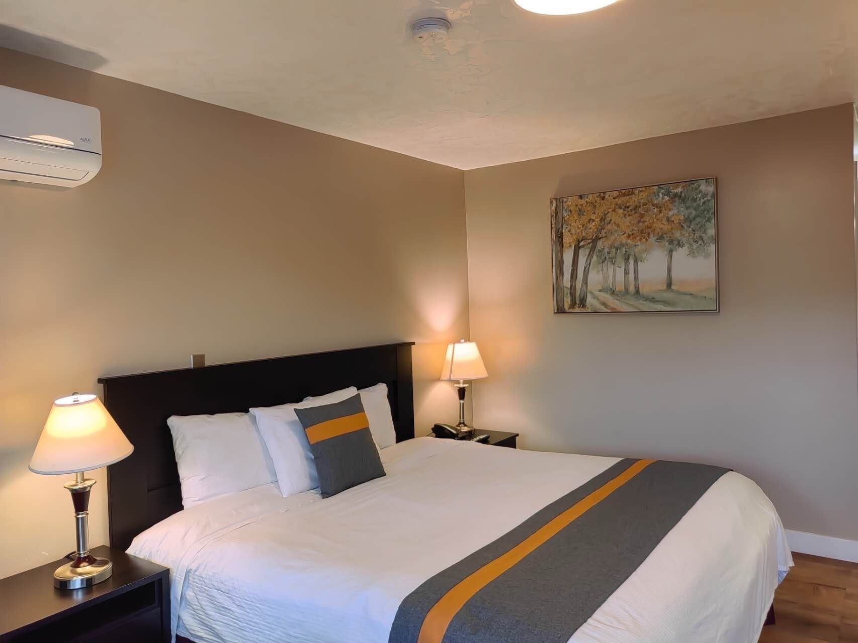 Premium Room | Desk, free WiFi, bed sheets