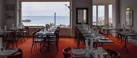 Breakfast, lunch, dinner served; French cuisine