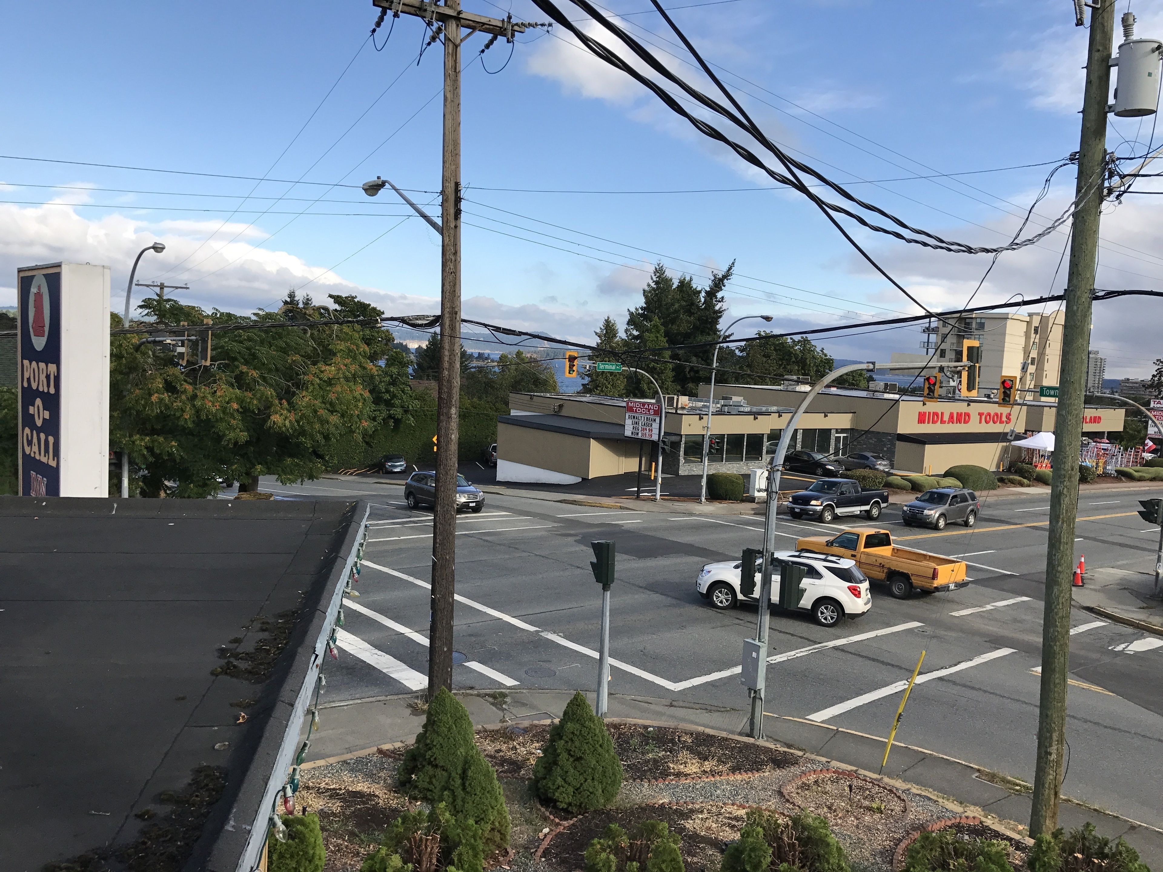 Photo - Port-O-Call Inn