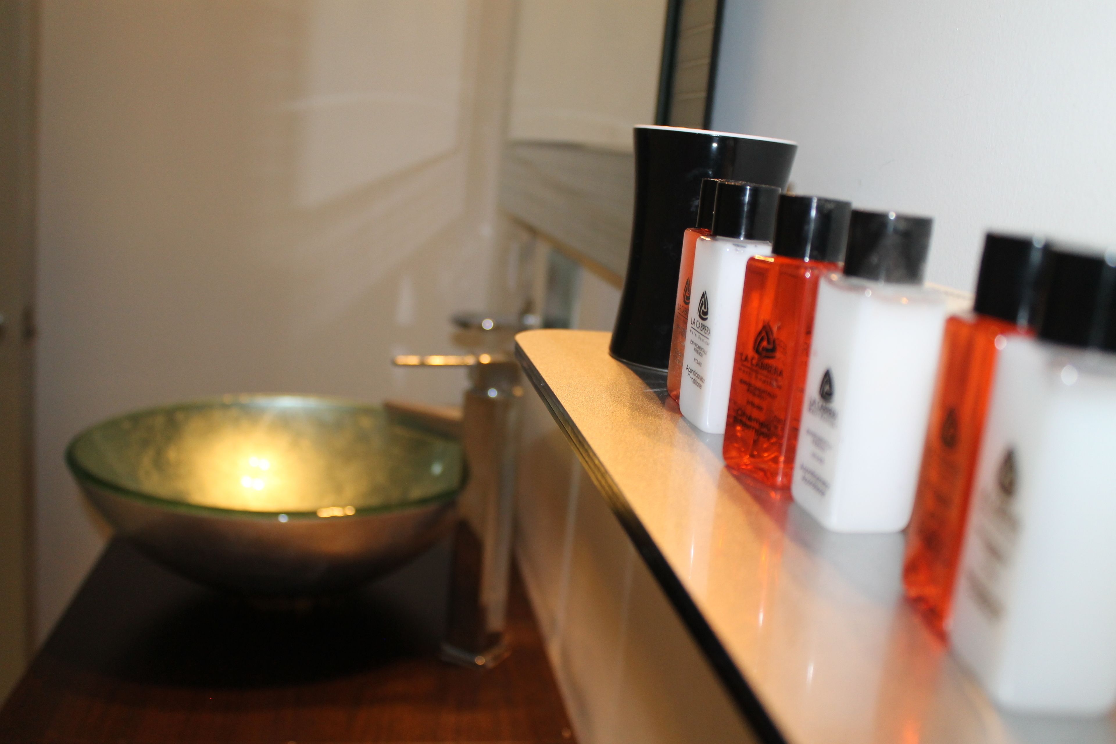 deluxe room | premium bedding, pillow-top beds, in-room safe, desk