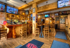 Lunch and dinner served - Western Hotel & Executive Suites (Guelph)