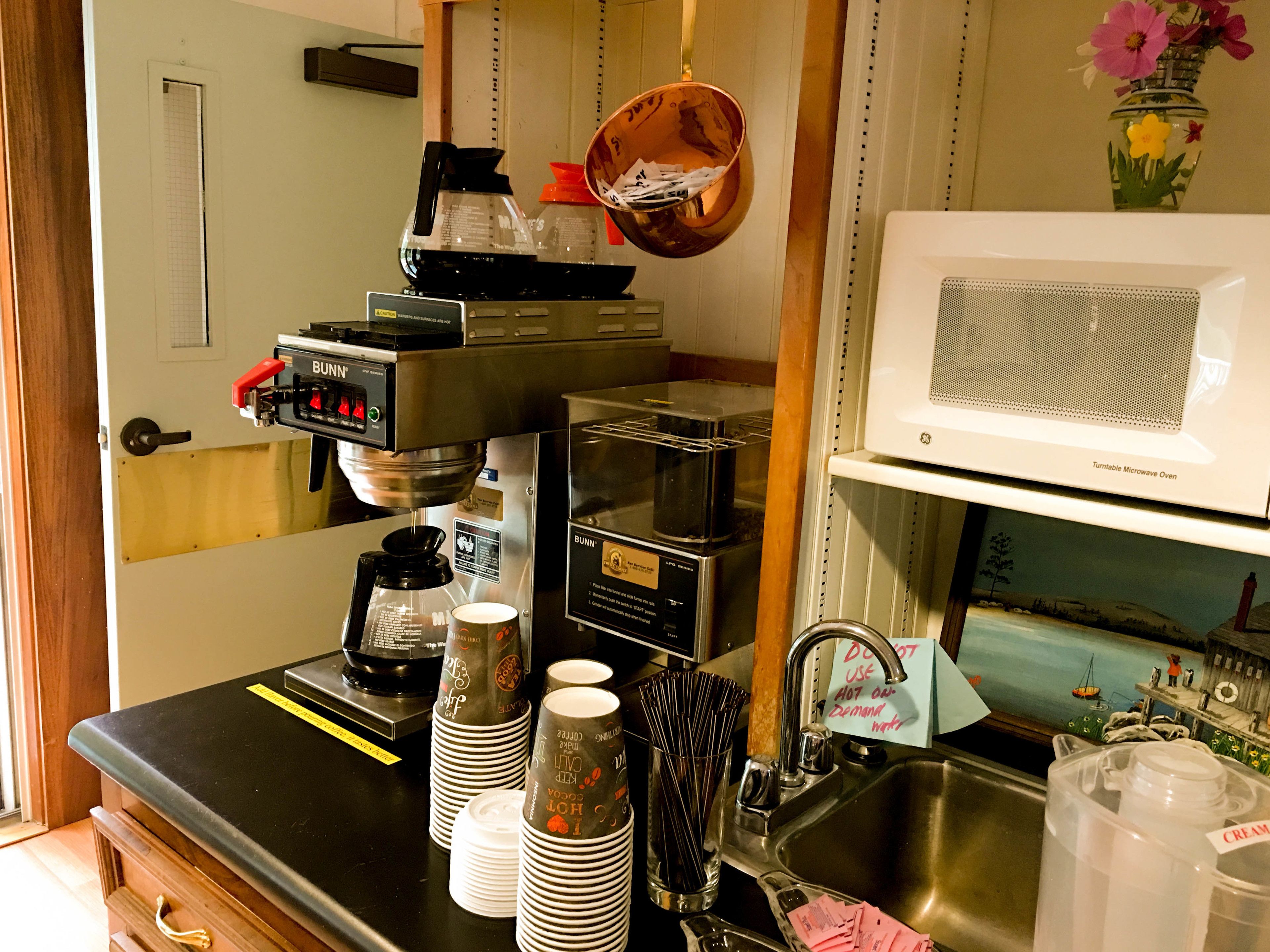 free daily continental breakfast