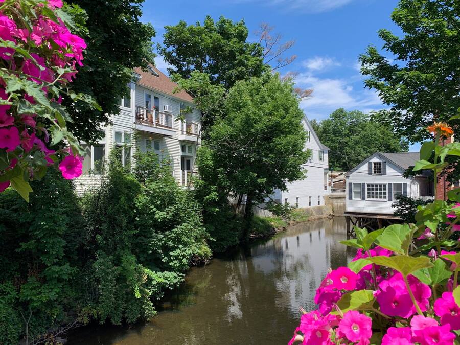 Blackout drapes, iron/ironing board, free WiFi, bed sheets