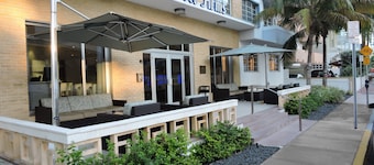 Westover Arms Hotel